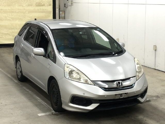 6066 Honda Fit shuttle GP2 2014 г. (IAA Osaka)